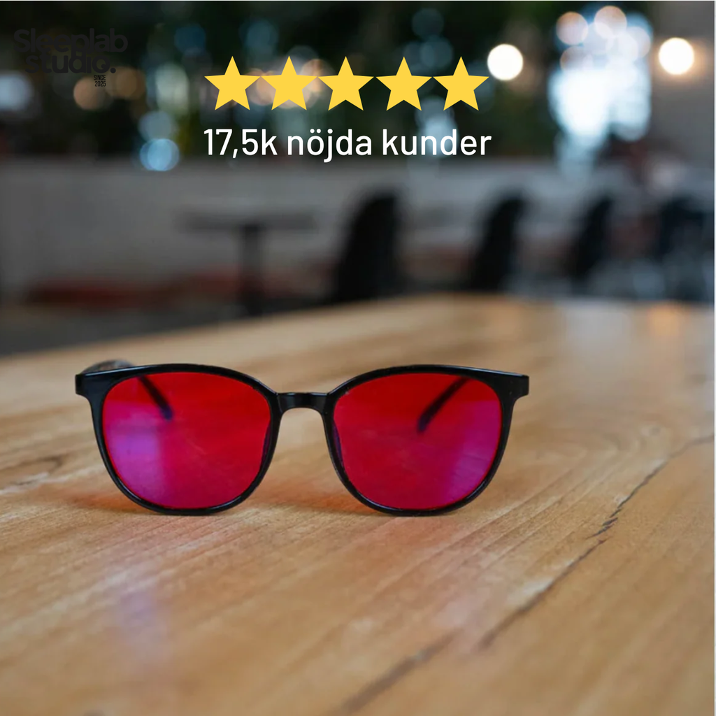 NightShield Red Lens™ – Stäng ute blåljuset. Släpp in sömnen.