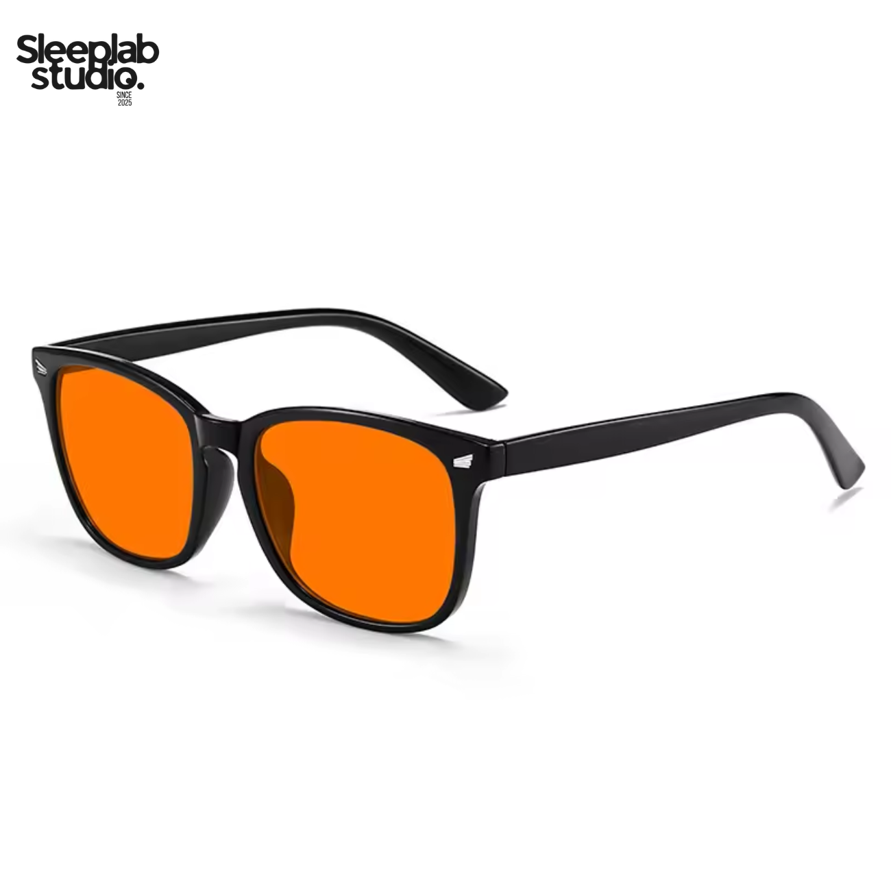 NightShield Red Lens™ – Stäng ute blåljuset. Släpp in sömnen.